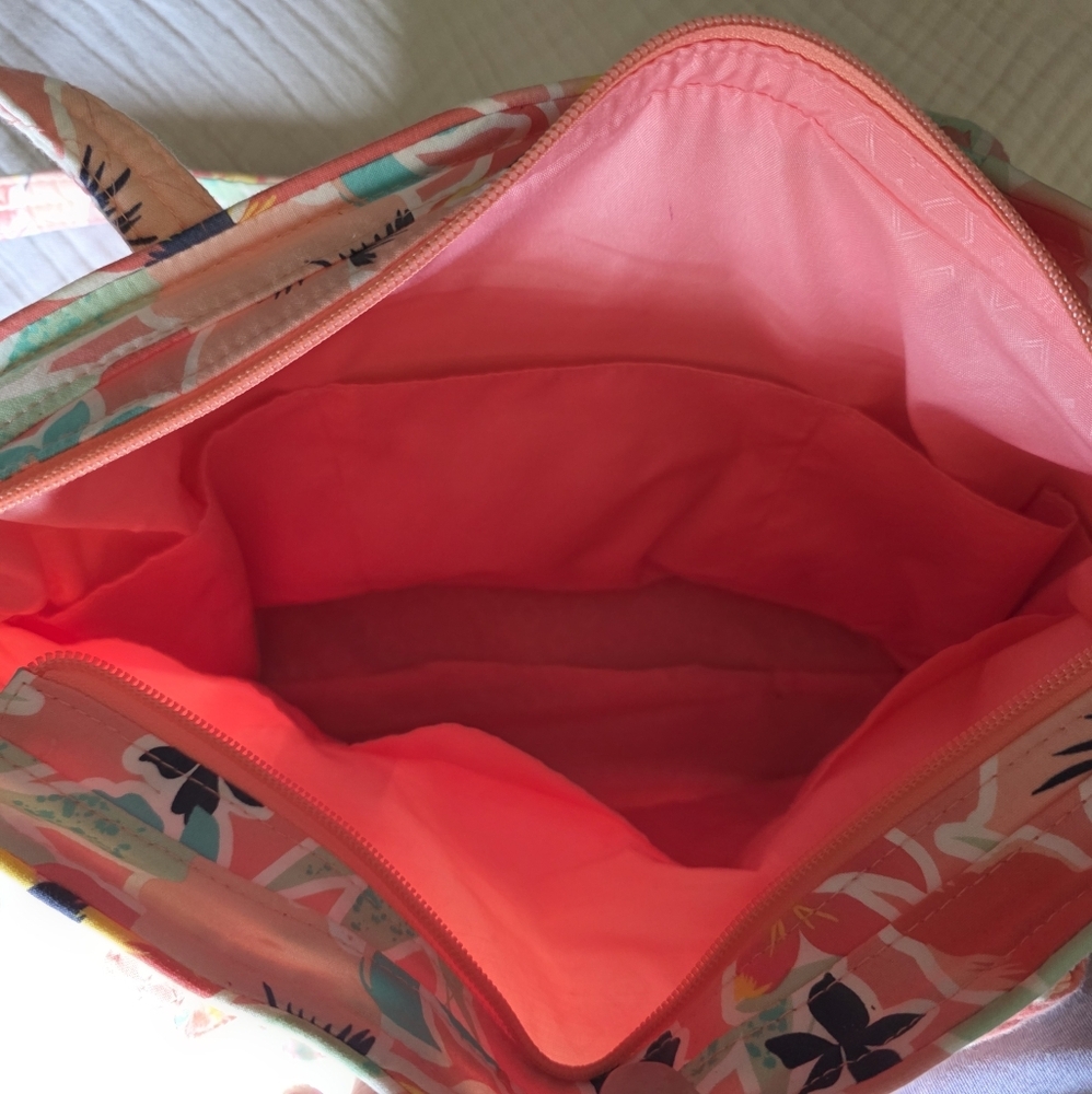Purse & Wallet! Vera BradleyCotton Vera Tote Bag Rain Forest Lily Coral Like New - Picture 2 of 6